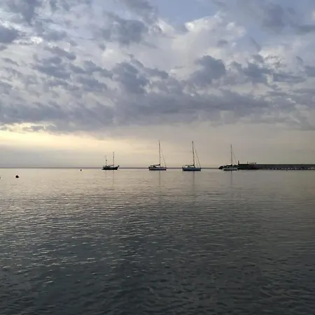 And Sun - Paseo Maritimo -playa