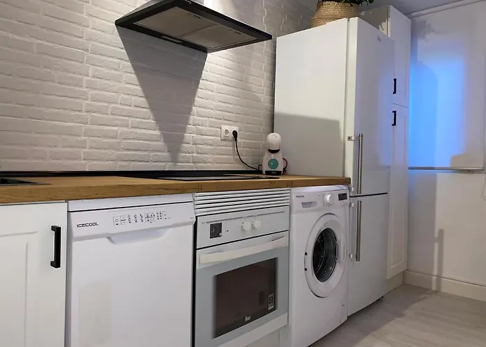 Апартаменти And Sun - Paseo Maritimo -playa